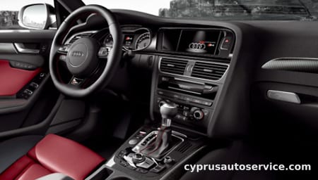 AUDI S4 AVANT BASE GRADE