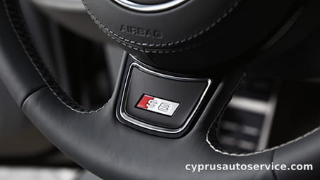 AUDI S8 BASE GRADE