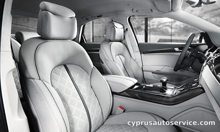 AUDI S8 BASE GRADE