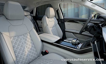 AUDI S8 BASE GRADE