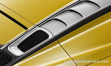 AUDI R8 SPYDER BASEGRADE