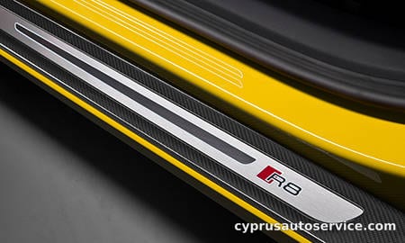 AUDI R8 SPYDER BASEGRADE