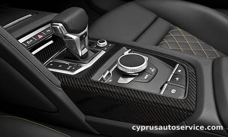 AUDI R8 SPYDER BASEGRADE