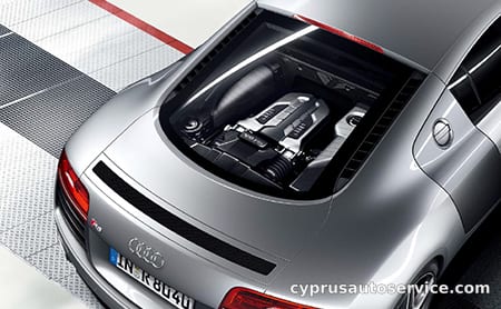 AUDI R8 4.2FSI QUATTRO