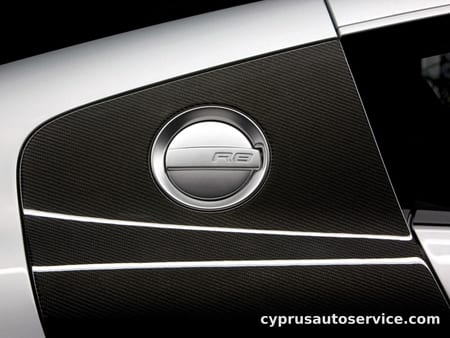 AUDI R8 4.2FSI QUATTRO