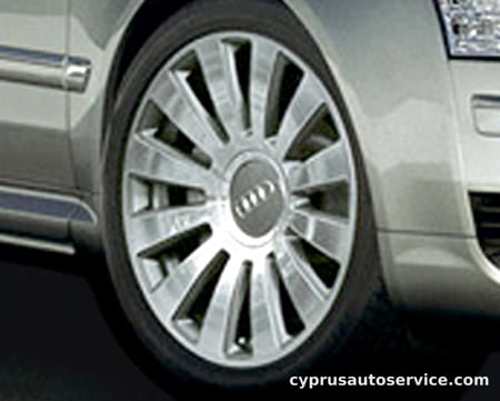 AUDI A8 4.2FSI QUATTRO
