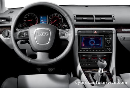 AUDI A4 2.0TFSI QUATTRO ATTRACTION