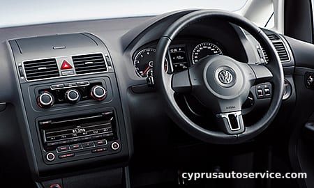 VOLKSWAGEN GOLF TOURAN TSI COMFORTLINE