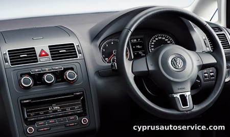 VOLKSWAGEN GOLF TOURAN TSI COMFORTLINE