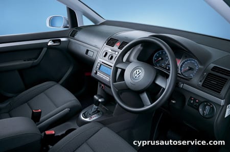 VOLKSWAGEN GOLF TOURAN E