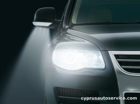 VOLKSWAGEN TOUAREG V8
