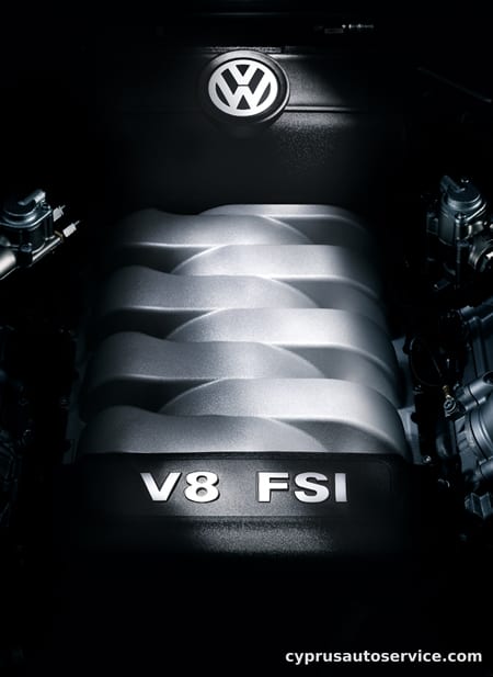 VOLKSWAGEN TOUAREG V8