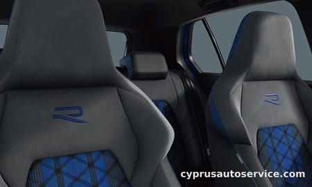 VOLKSWAGEN GOLF R VARIANT BASE GRADE