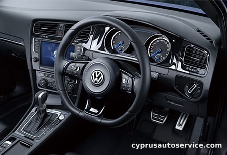 VOLKSWAGEN GOLF R BASE GRADE