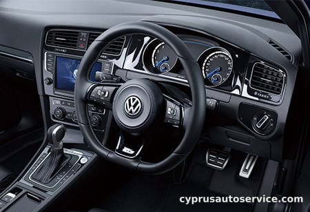 VOLKSWAGEN GOLF R BASE GRADE