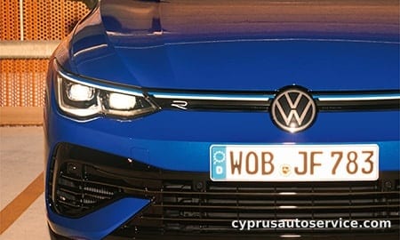 VOLKSWAGEN GOLF R TSI 4MOTION