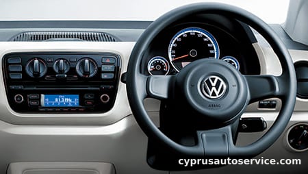 VOLKSWAGEN UP MOVE UP!