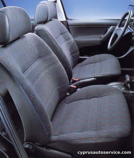 VOLKSWAGEN GOLF GLi