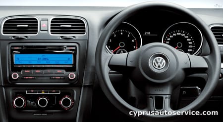 VOLKSWAGEN GOLF TSI TRENDLINE PREMIUM EDITION