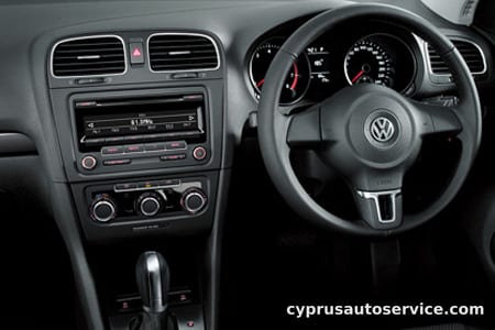 VOLKSWAGEN GOLF TSI TRENDLINE BLUEMOTION TECHNOLOGY