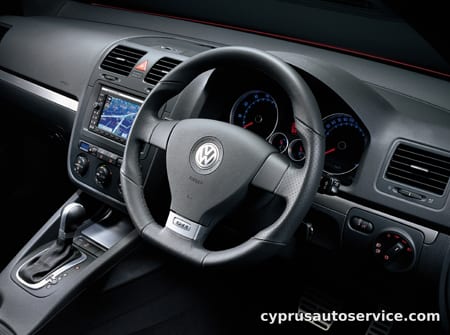 VOLKSWAGEN GOLF GTI