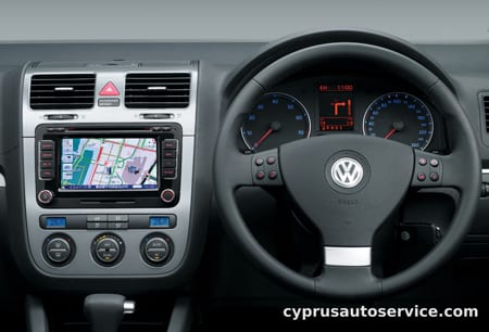 VOLKSWAGEN GOLF TSI TRENDLINE