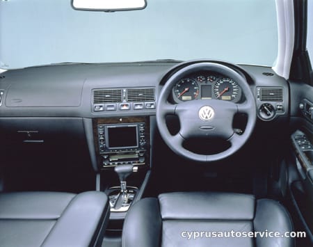 VOLKSWAGEN GOLF GTI