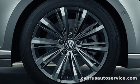 VOLKSWAGEN PASSAT TDI ELEGANCE