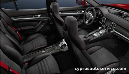 PORSCHE PANAMERA GTS