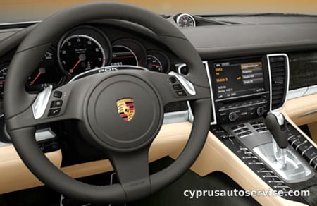 PORSCHE PANAMERA TURBO S