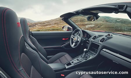 PORSCHE 718 BOXSTER T