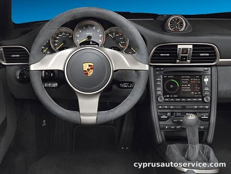 PORSCHE 911 GT3