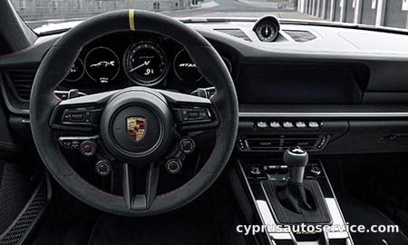 PORSCHE 911 GT3RS