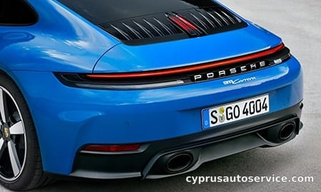 PORSCHE 911 CARRERA
