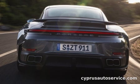 PORSCHE 911 TURBO S