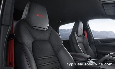 PORSCHE CAYENNE GTS