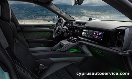 PORSCHE CAYENNE ELECTRIC BASE GRADE