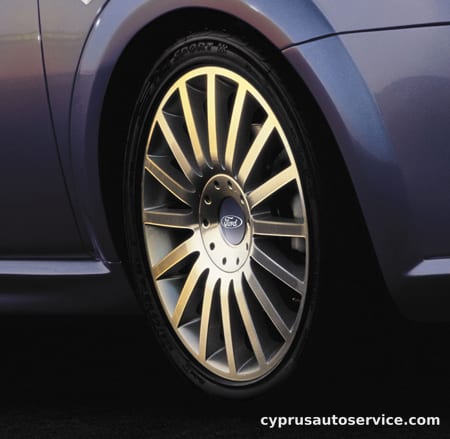 EUROPE FORD MONDEO ST220