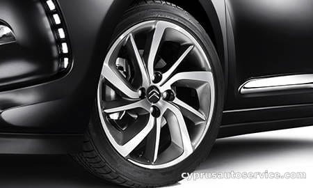 CITROEN DS3 SPORT CHIC