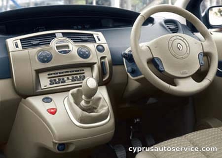RENAULT GRAND SCENIC 2.0