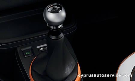 RENAULT TWINGO GT