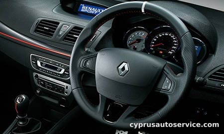 RENAULT MEGANE SPORT 273