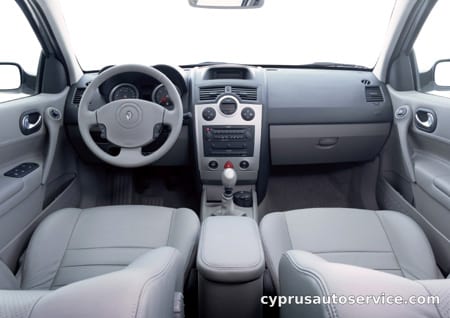 RENAULT MEGANE 2.0 PREMIUM