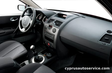 RENAULT MEGANE TOURING WAGON 2.0 PREMIUM