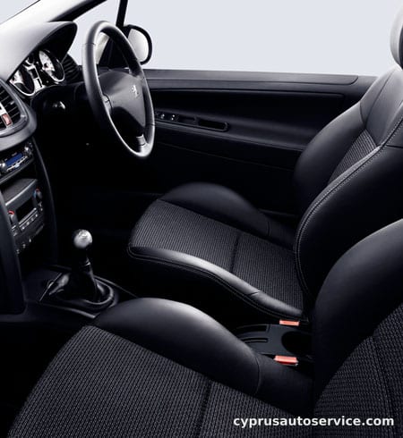 PEUGEOT 207 GTI