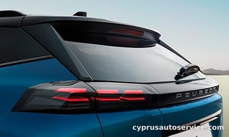 PEUGEOT 2008 GT HYBRID