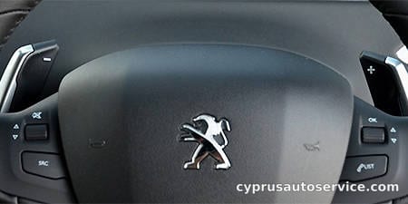 PEUGEOT 208 ALLURE