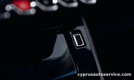 PEUGEOT 208 STYLE