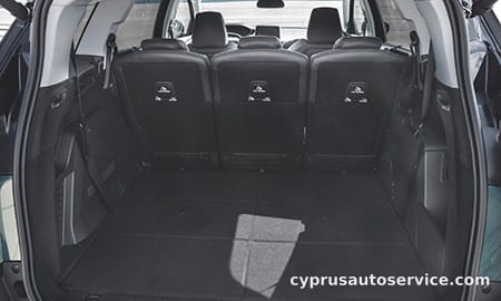 PEUGEOT 5008 GT