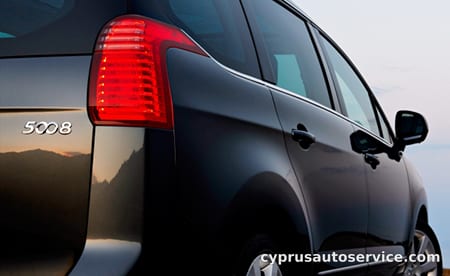 PEUGEOT 5008 PREMIUM